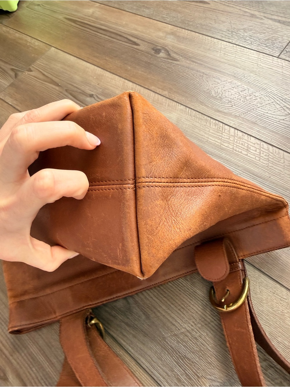 Coach Vintage SoHo Leather Tote  in Cognac 4140 - Picture 4 of 6
